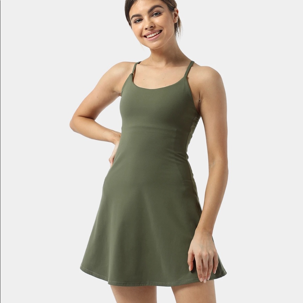 NWT Halara Everyday Cloudful® 2-in-1 Activity Dress in Moss Green